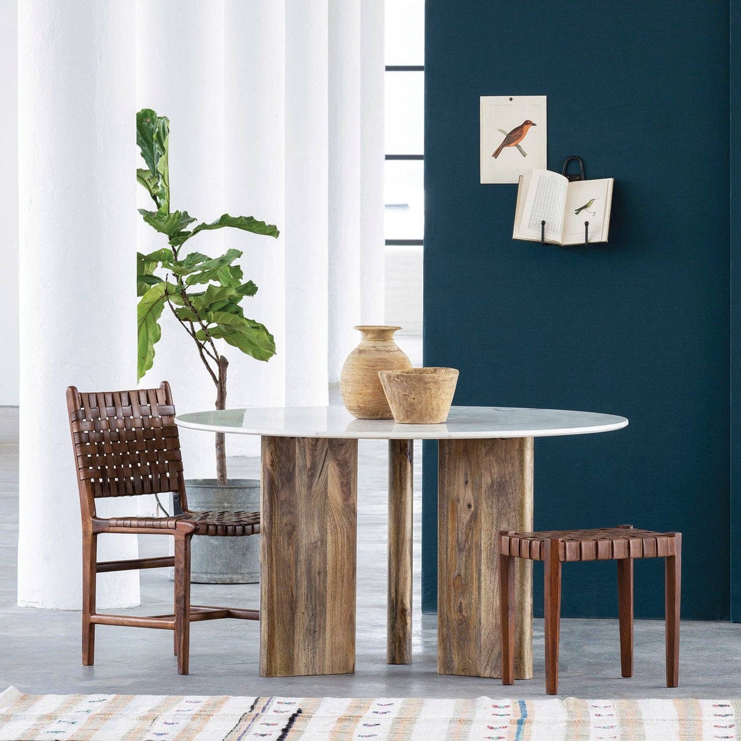 Uaklii Wooden Accent