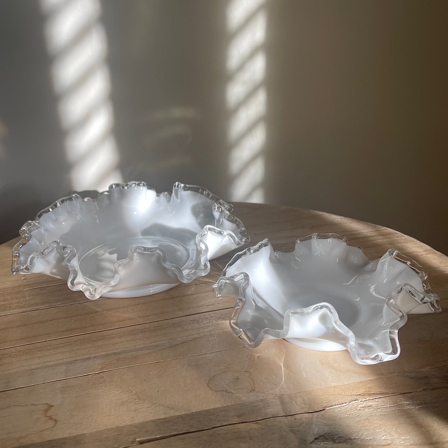 Ruffled Milk Glass Bowl (Sm)