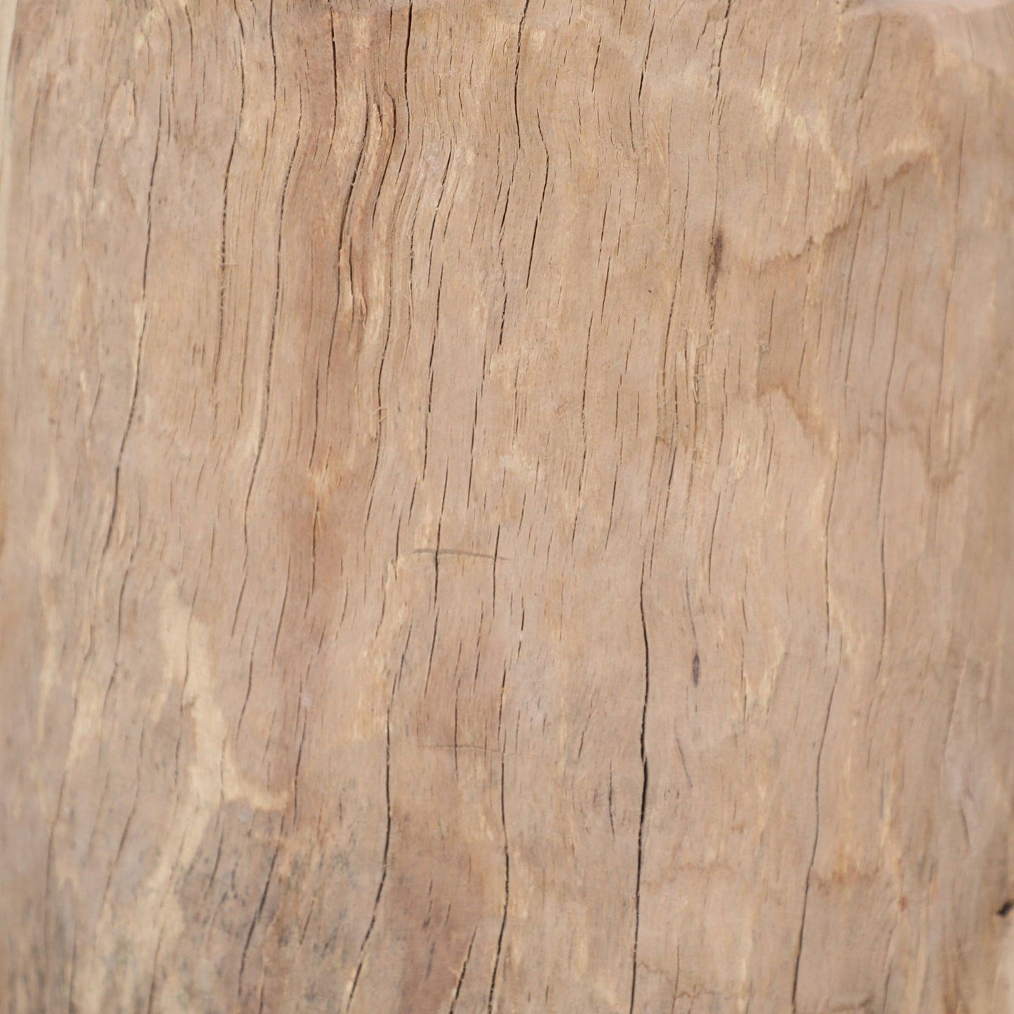 Uaklii Wooden Accent