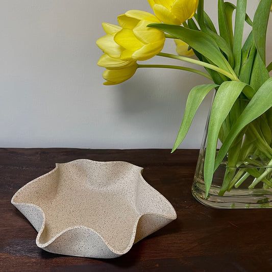 Speckled Wavy Dish